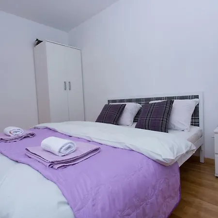 Apartments Mm