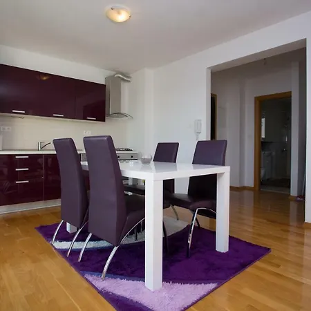 Apartments Mm